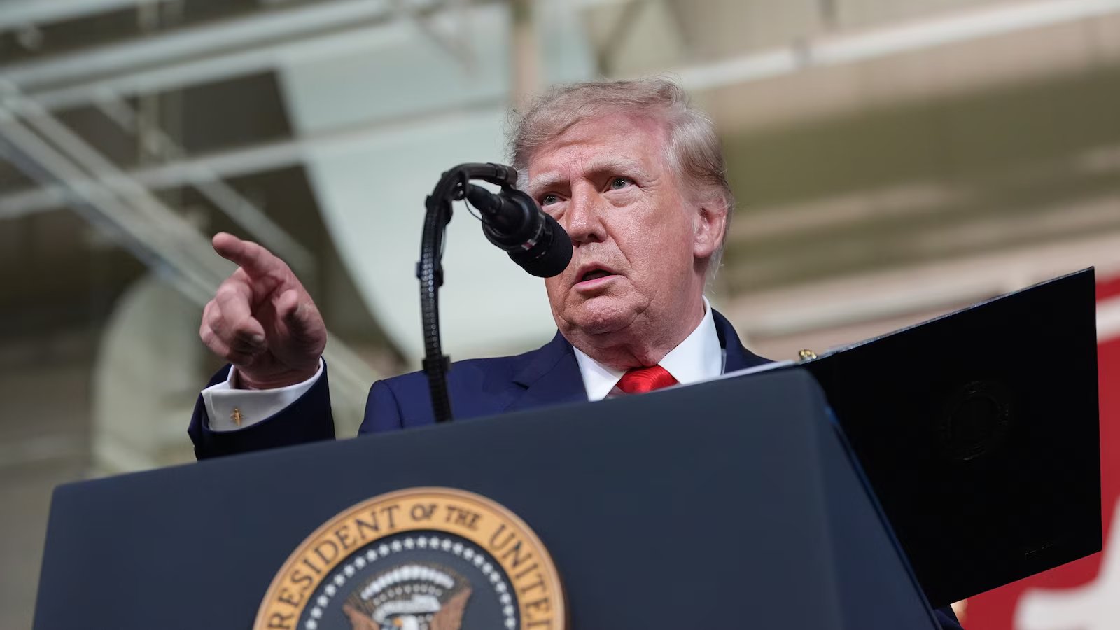 Trump rallies in deep-red Alabama to ‘thank’ loyal voters as GOP eyes a key House seat