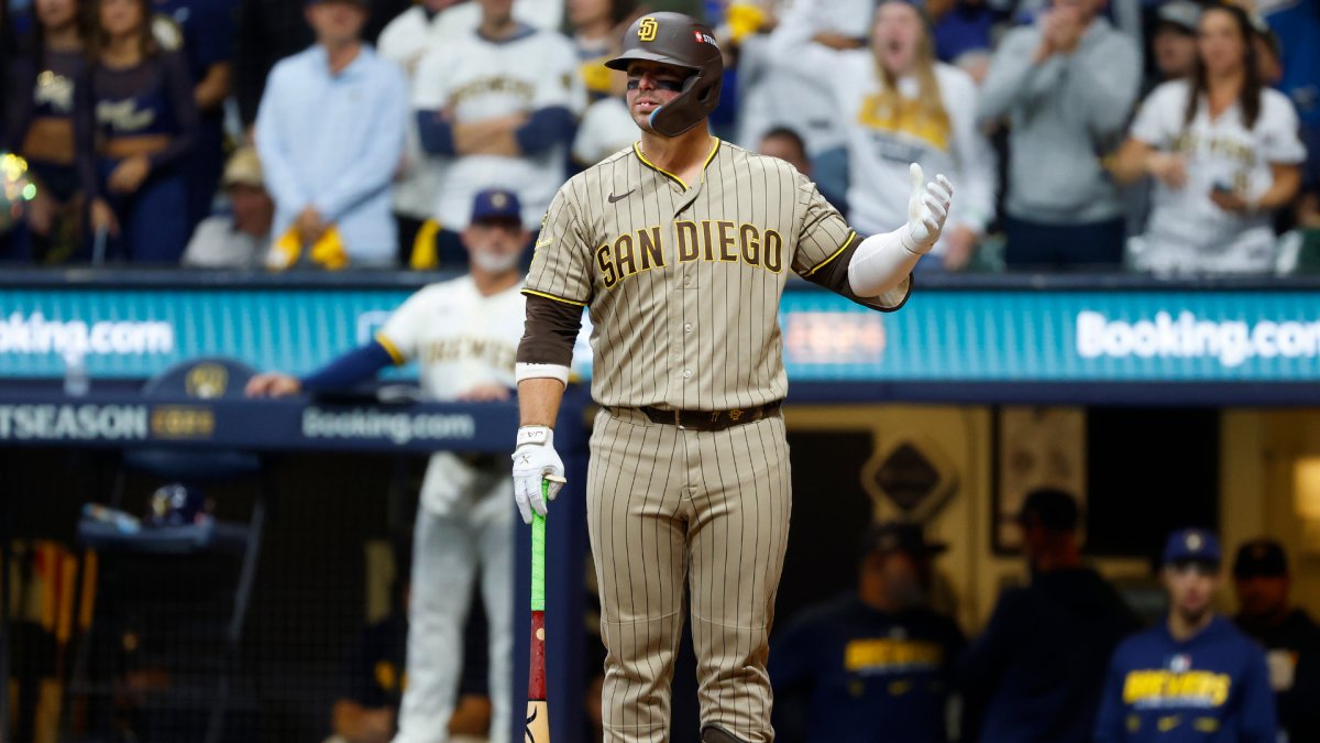 Brewers vs. Padres: Why Ty France’s ninth-inning blast was not a home run