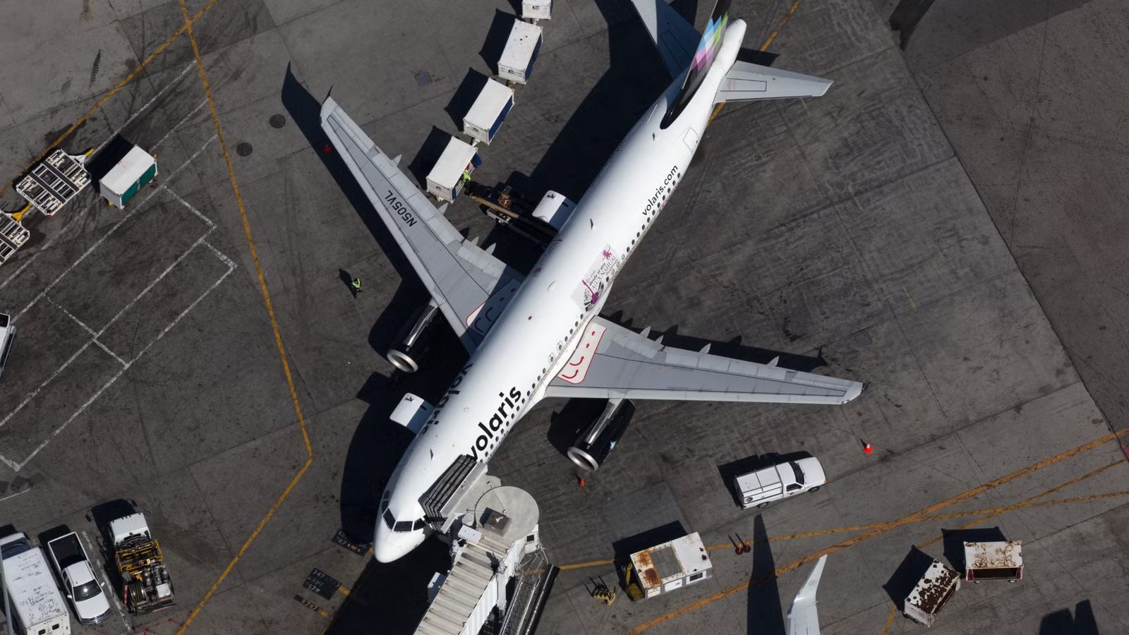 28-Year-Old Volaris Passenger Found Dead In Seat After Flight Lands In Chiapas